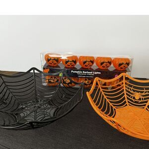 Halloween Plastic Spider Candy Bowls  4.5 Ft 10 Battery Operated Pumpkin Lights